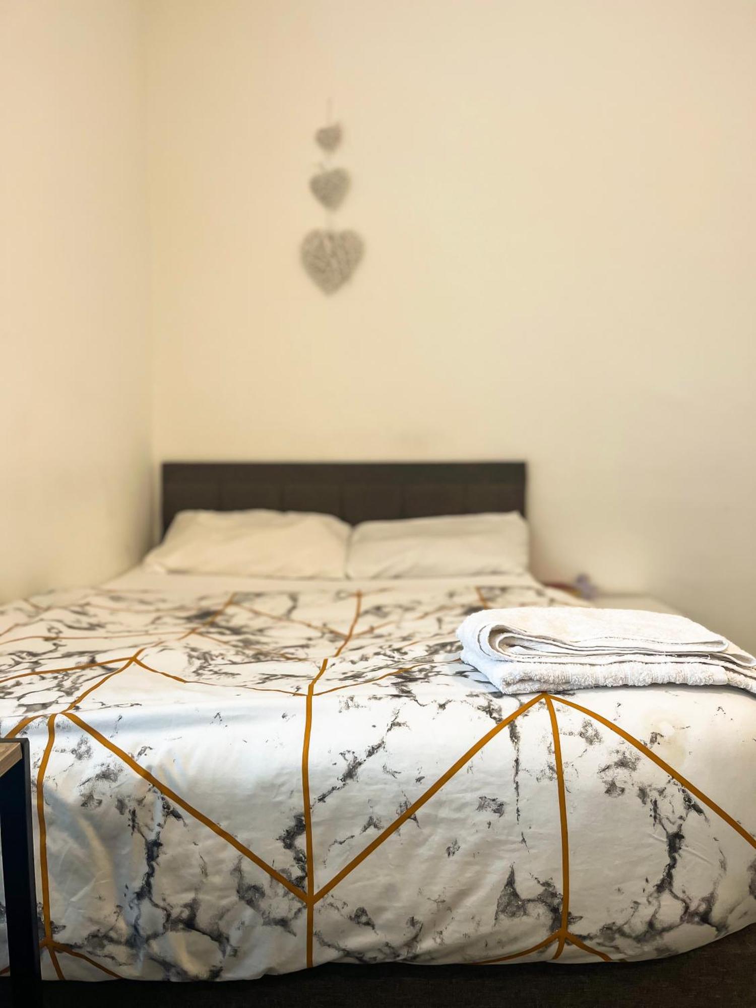 Chizy's Cozy Place Quarto em Acomodações Particulares Liverpool